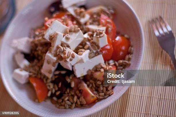 Insalata Di Formaggio Di Capra - Fotografie stock e altre immagini di Alimentazione sana - Alimentazione sana, Barbabietola, Cena