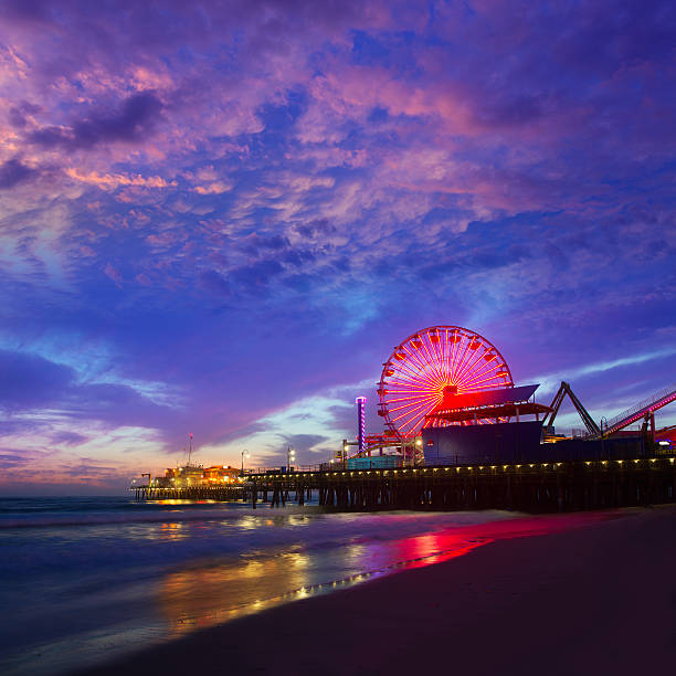 istock Santa Monica California sunset on Pier Ferrys wheel 490929011