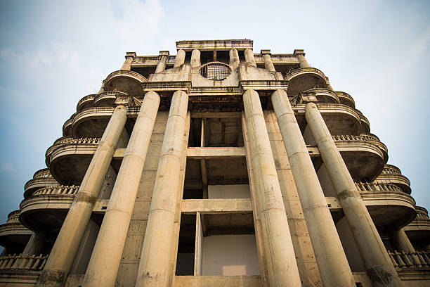 istock Beautiful facade of the old building 490961114