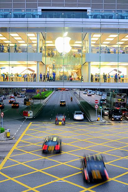 apple store en hong kong - store facade window display office building fotografías e imágenes de stock