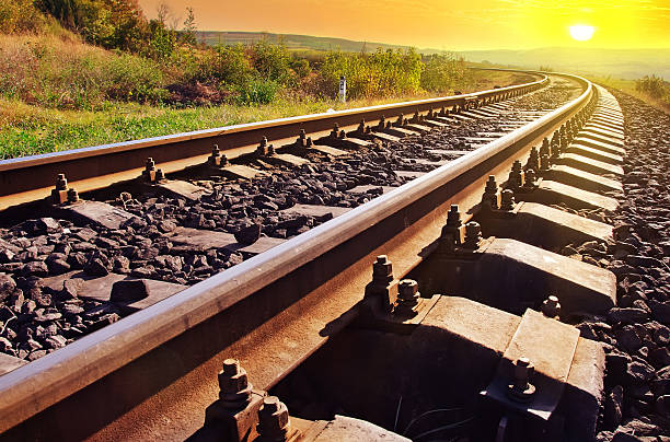 fondo de naturaleza - transporte ferroviario fotografías e imágenes de stock