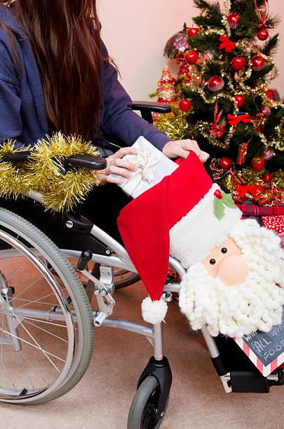 Garota de Natal com deficiência - foto de acervo