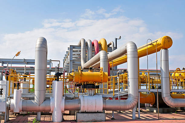 istock Oil field pipelines and valves 491089608