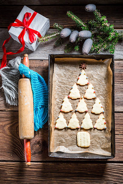 istock Sweet cookies arranged as a Christmas tree 491145462