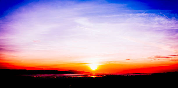 istock Sunset over the River Dee - UK North West England 491151436