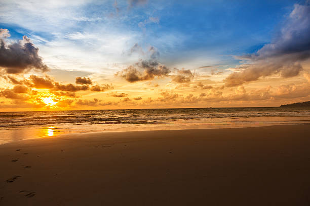 istock sunrise in the sea 491189376