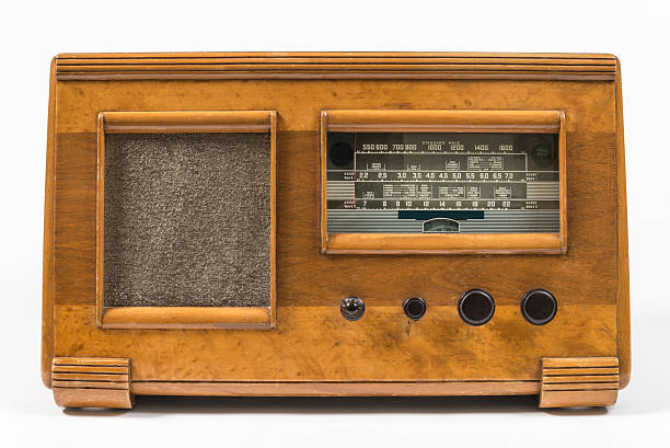 istock Old Grandpa Radio 491247585