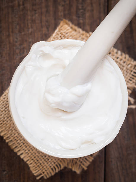 домашние тела маслом - shea butter moisturizer butter cream стоковые фото и изображения