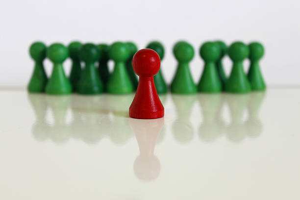 istock Game figure figure game play red green 491392518
