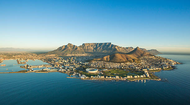 vista aérea de capetown sur de áfrica - península del cabo fotografías e imágenes de stock