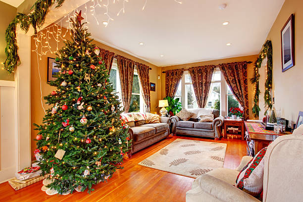 istock Living room on Christmas eve 491447107