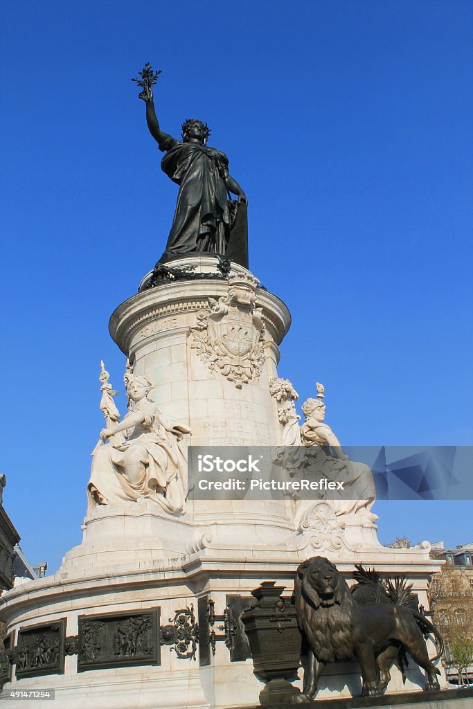 Place de la république à Paris, en France - Photo de 2015 libre de droits