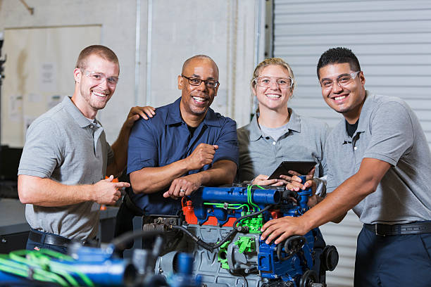 istock Vocational class, learning to repair diesel engine 491500146