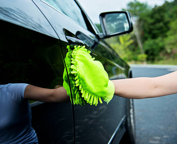 plishing aluguer - car car door green part of imagens e fotografias de stock