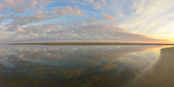 istock Sullivans Island Pan 1 491618760