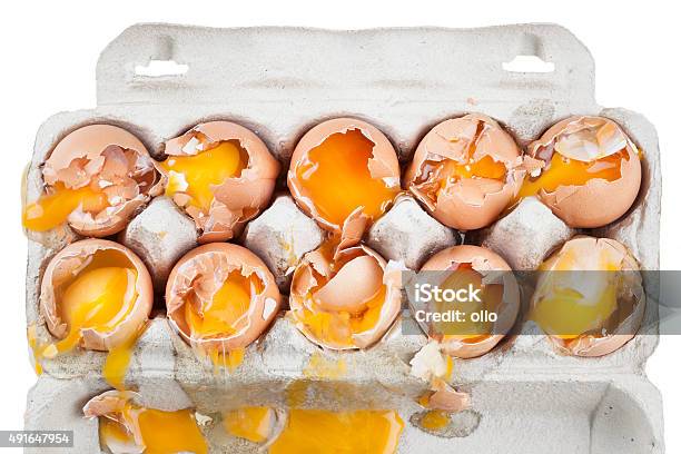 Broken Eggs In A Box Stock Photo - Download Image Now - Animal Egg, Broken, Egg - Food