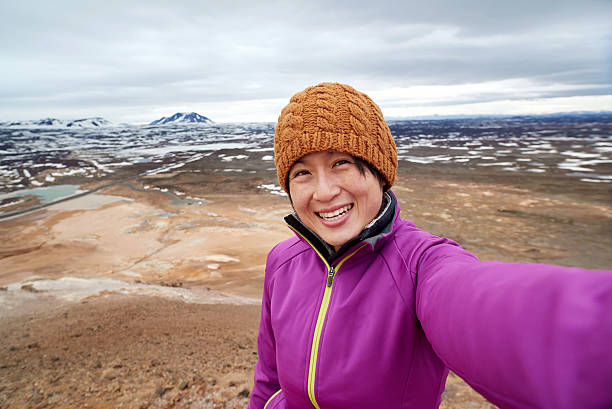 istock Tourist selfie with landscape background 491654964