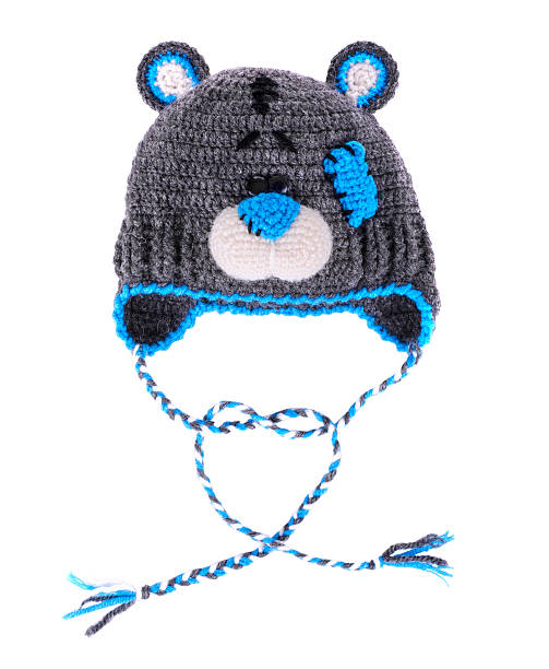 istock Knitted bear hats for newborns 491668428