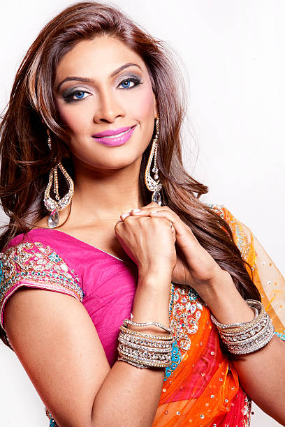 femme indienne - silver exoticism fashion model human face photos et images de collection