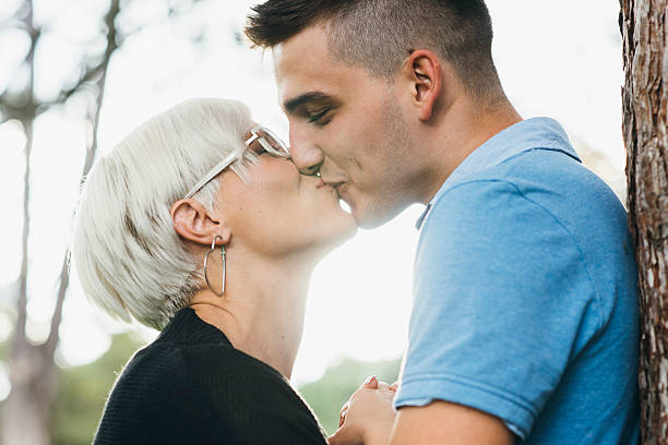 istock Couple Kissing 491682508