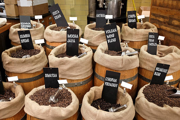 最高のコーヒー豆 - coffee bean cafe burlap sack burlap ストックフォトと画像