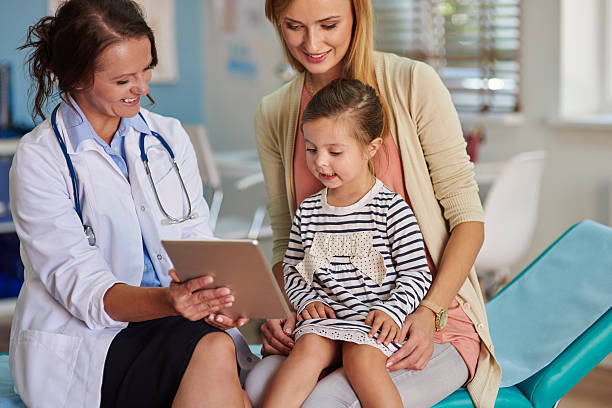 istock Doctor showing results on the tablet 491747974