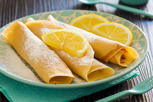 Lemon and Powdered Sugar Dessert Crepes
