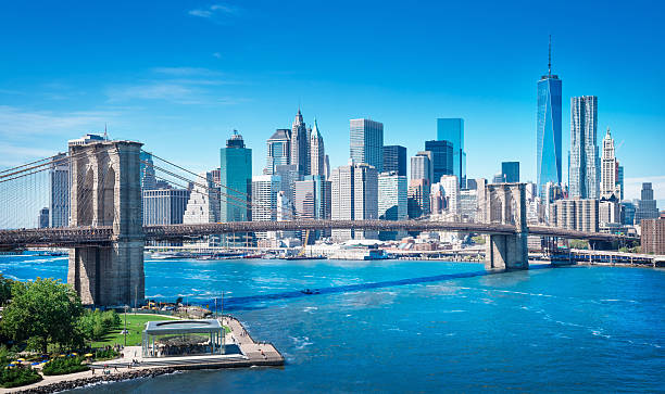 new york manhattan seen from the manhattan bridge hudson river photos stock pictures, royalty-free photos & images