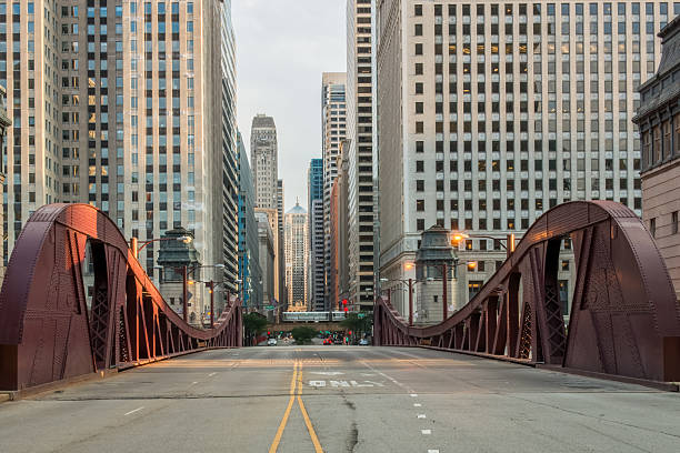istock LaSalle Street Bridge 491802374