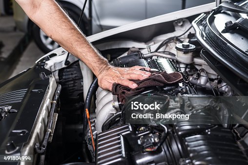 istock Cleaning car engine 491804994