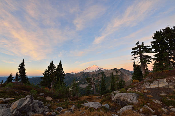 istock Mt. Baker Autumn Sunrise 491813972