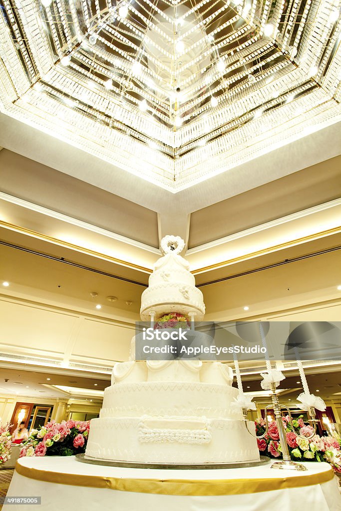 Pastel de bodas - Foto de stock de Acuerdo libre de derechos