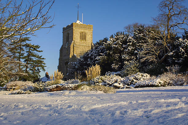 istock Leatherhead Parish Church in the snow 491906272