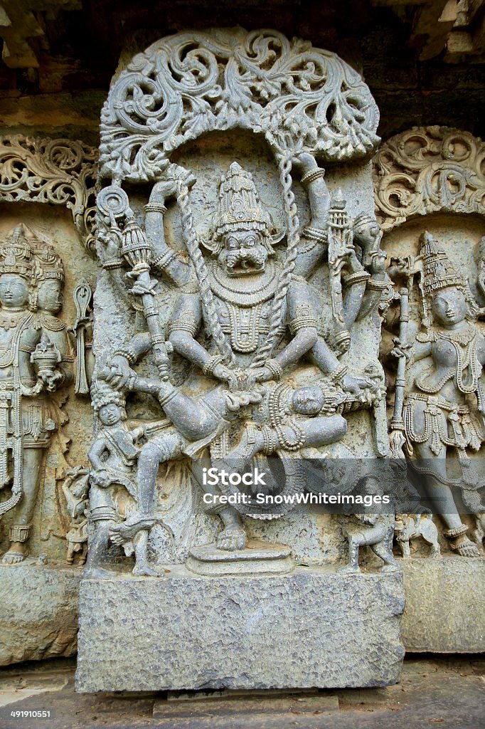 Narasimha avatar sculpture at Hoysaleswara Temple Narasimha avatar sculpture at Hoysaleswara Temple, Hoysala style, Halebidu,India Asia Stock Photo