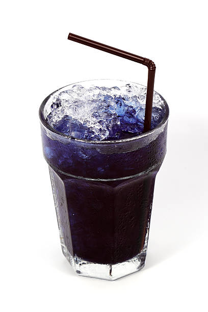 istock Ice pigeonwings herbal drink 491916543