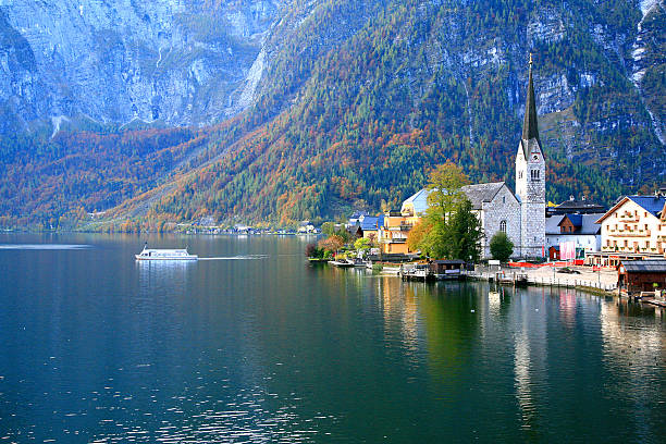 istock Panoramic view of Hallstatt in autumn 491938614