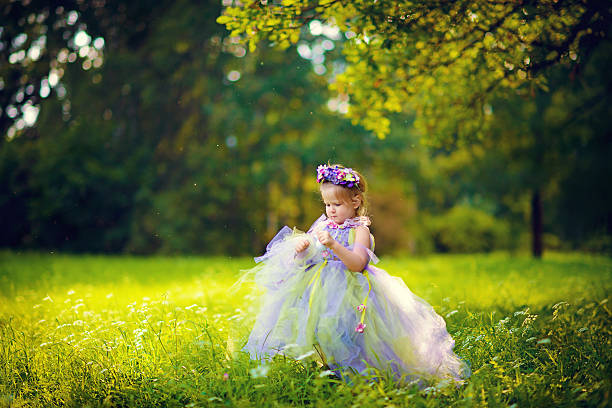 istock Little girl in summer 491946630