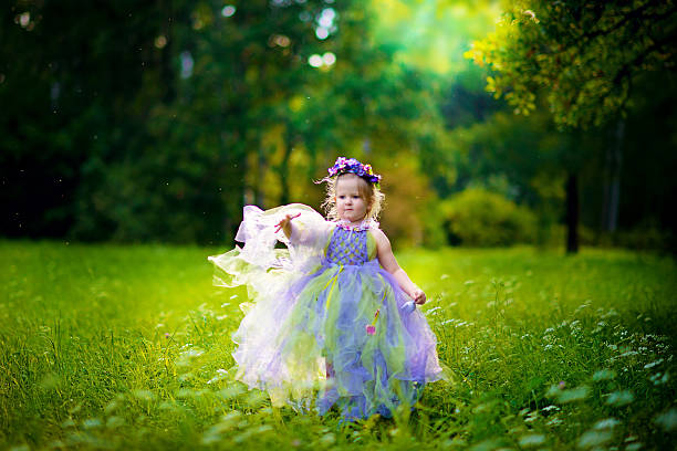 istock Little girl in summer 491946638