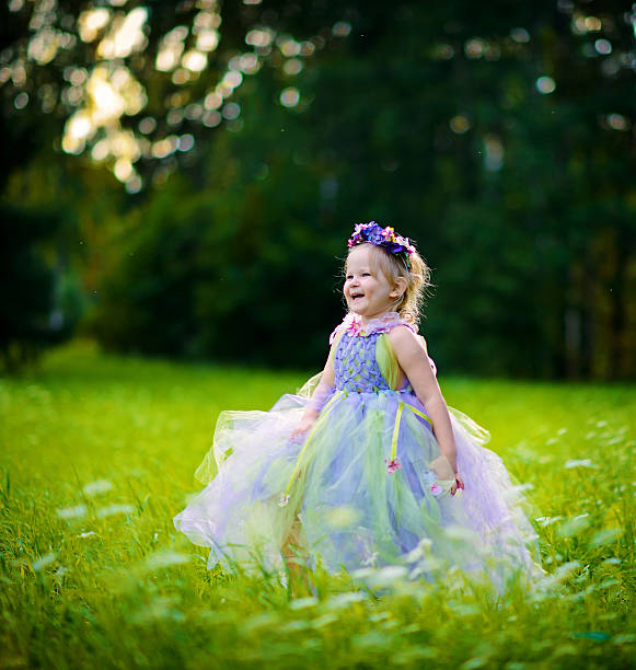 istock Little girl in summer 491946652