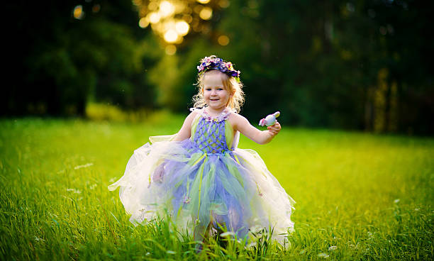 istock Little girl in summer 491946666