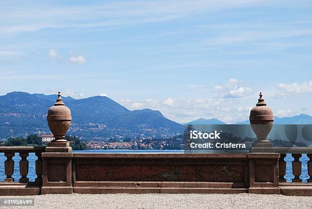 Lago Maggiore - Fotografie stock e altre immagini di Albero - Albero, Ambientazione esterna, Architettura