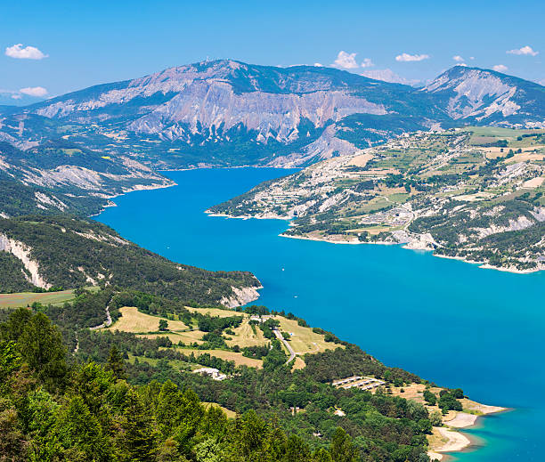 istock Lake of Serre-Poncon (French Alps) 492013532