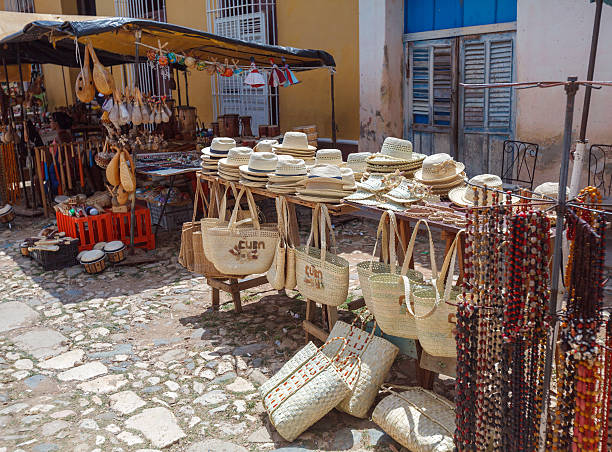 istock Souvenir Shops in the Old Town, Trinidad 492016340