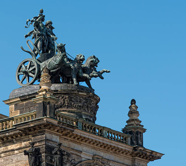 istock Quadriga figurine with panther on Semperoper Dresden 492023425