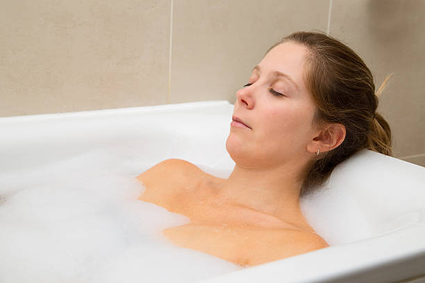 バスタイム - soaking tub ストックフォトと画像