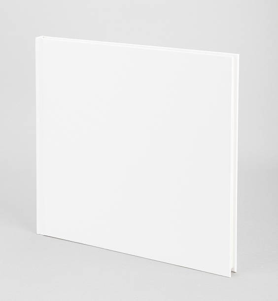 Livro de Capa em branco branco 8,5 x 8,5 em - foto de acervo