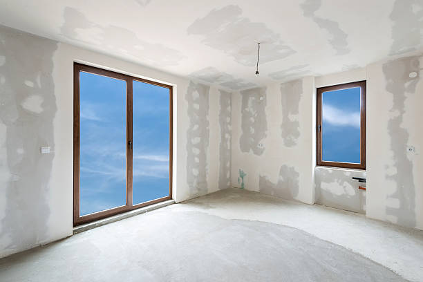 istock Unfinished building interior, white room (includes clipping path) 492041840