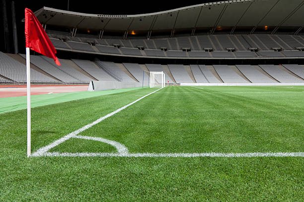 rzut rożny - soccer stadium kicking goal zdjęcia i obrazy z banku zdjęć