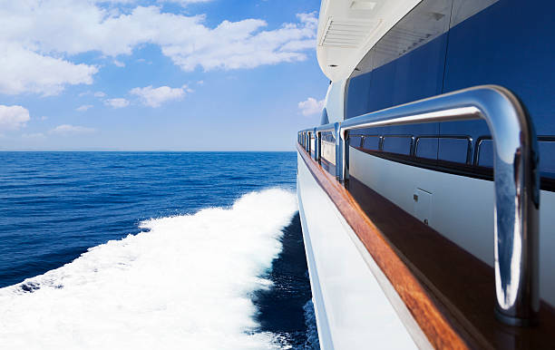 istock Yacht Sailing. High speed. Hand Rails. Close-up.  Sea. Waves. 492060821