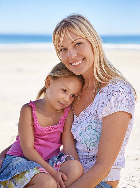 istock Precious moments on the beach 492148465